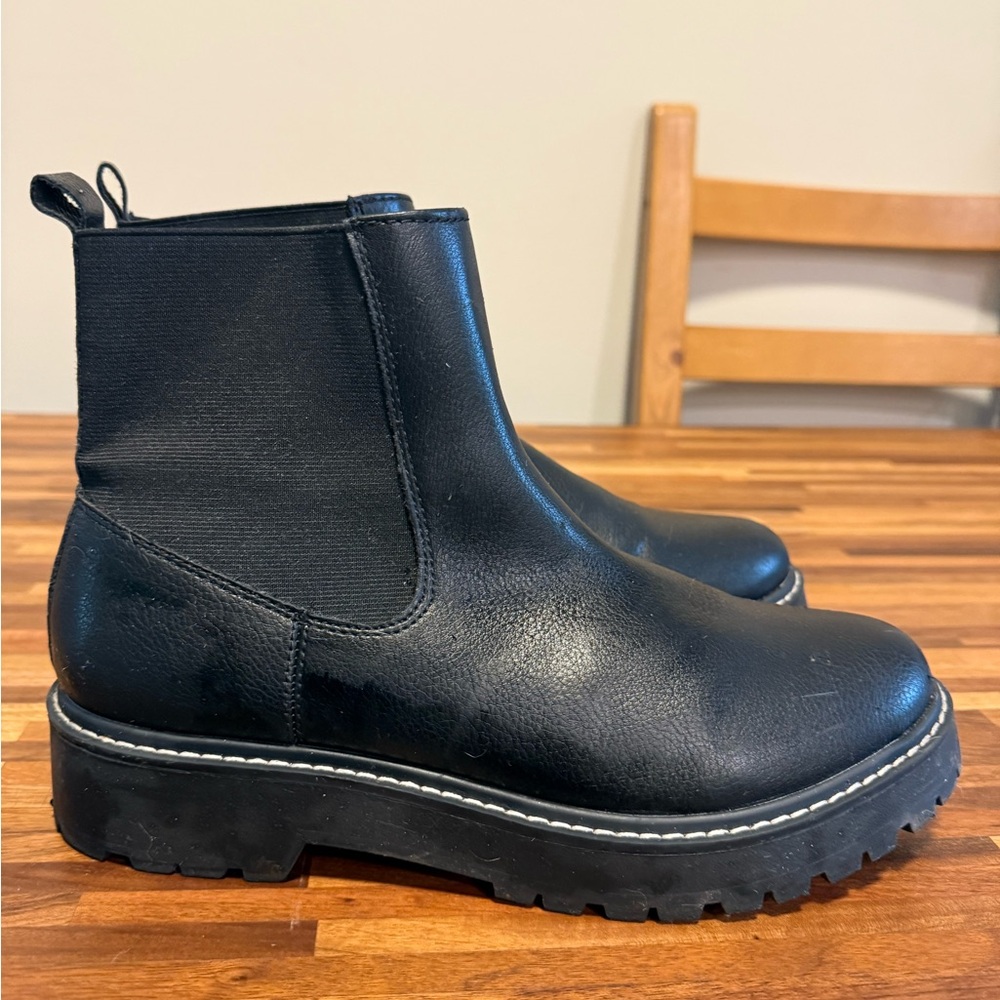 Dolce Vita Black Ankle Boots